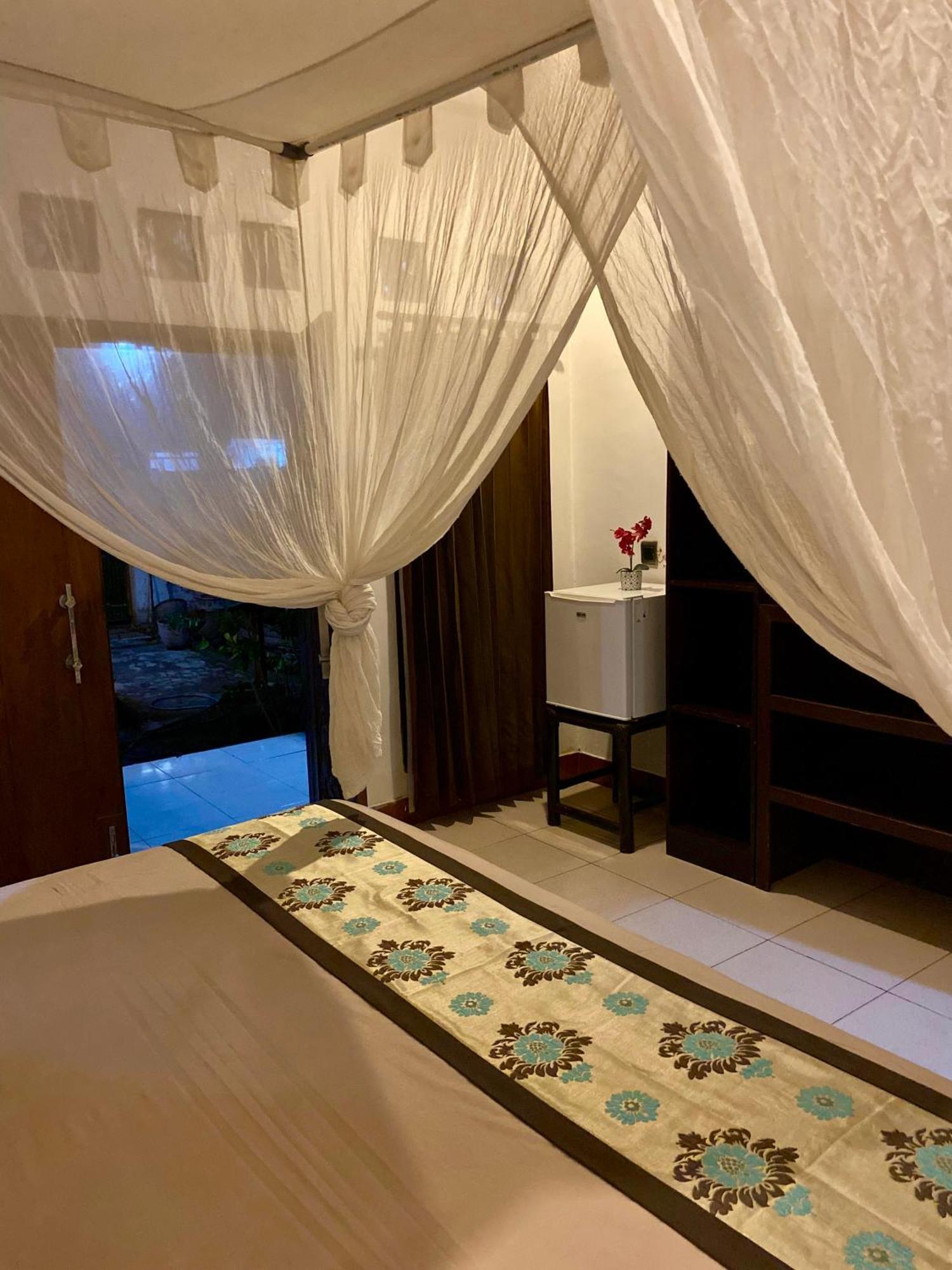 Zoe Bungalows Gili Trawangan Exterior foto